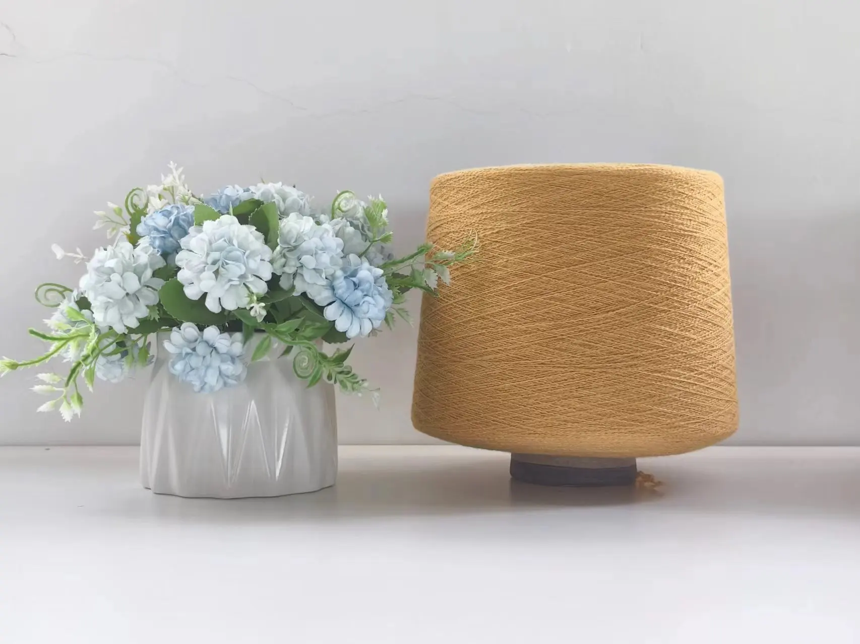 Yarncrafts Soft warm 4 ply acrylic Wool Blended Hand Knitting Yarn 3.3NM for sweaters, scarves, hats