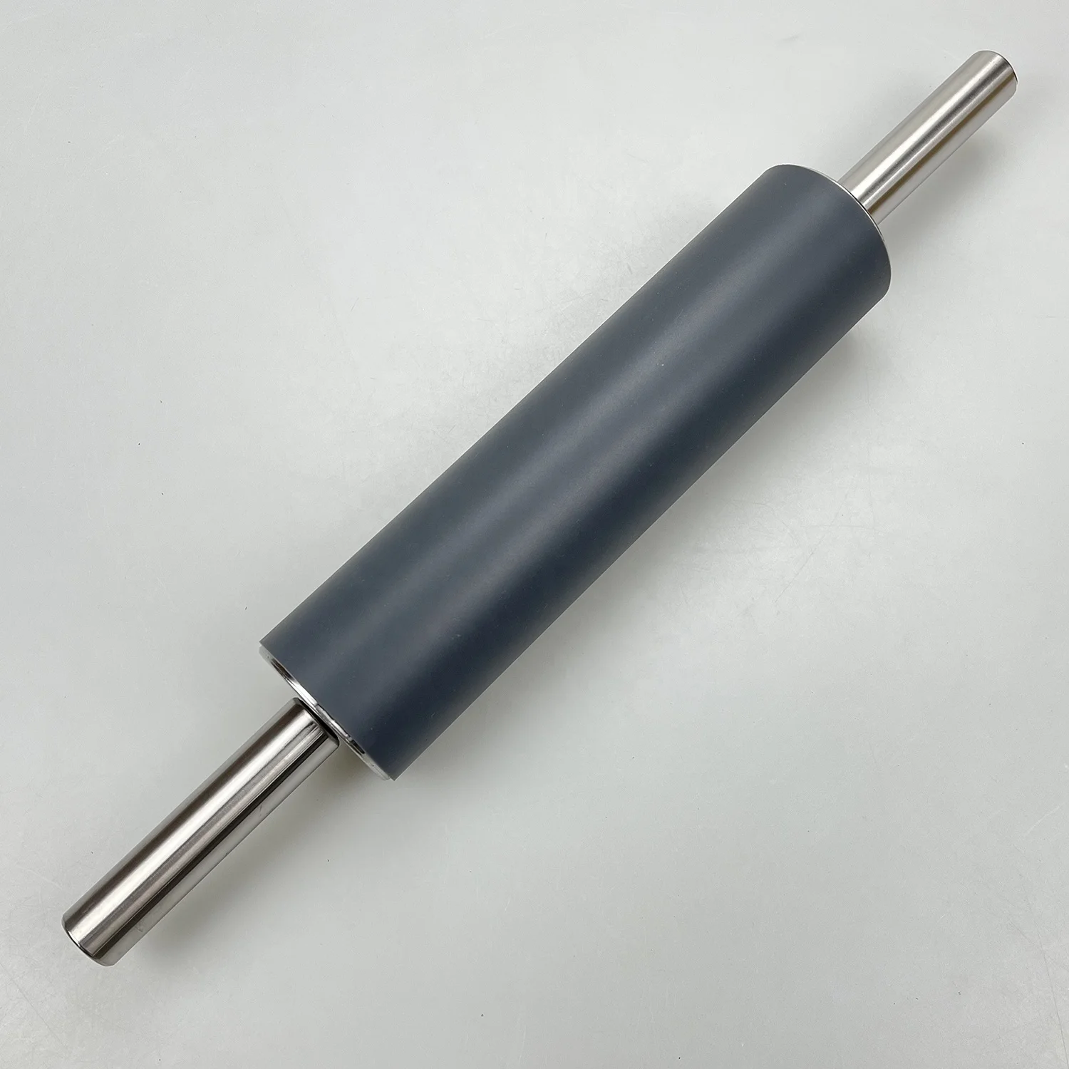 Stainless steel rolling pin with silicone Smooth cover for baking pizza dough, pie, cake