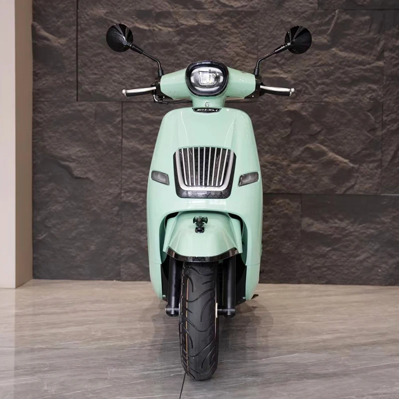 Wholesale 250CC Gasoline Motorcycle Masha Water Cooled with EFI System Adult Moped Max Speed 120kmh Powerful moped on road