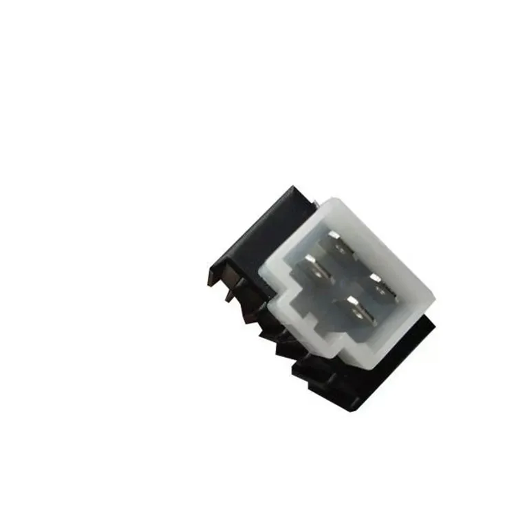 4 Pin с разъемом «папа» мотоцикла Регулятор напряжения выпрямителя GY6