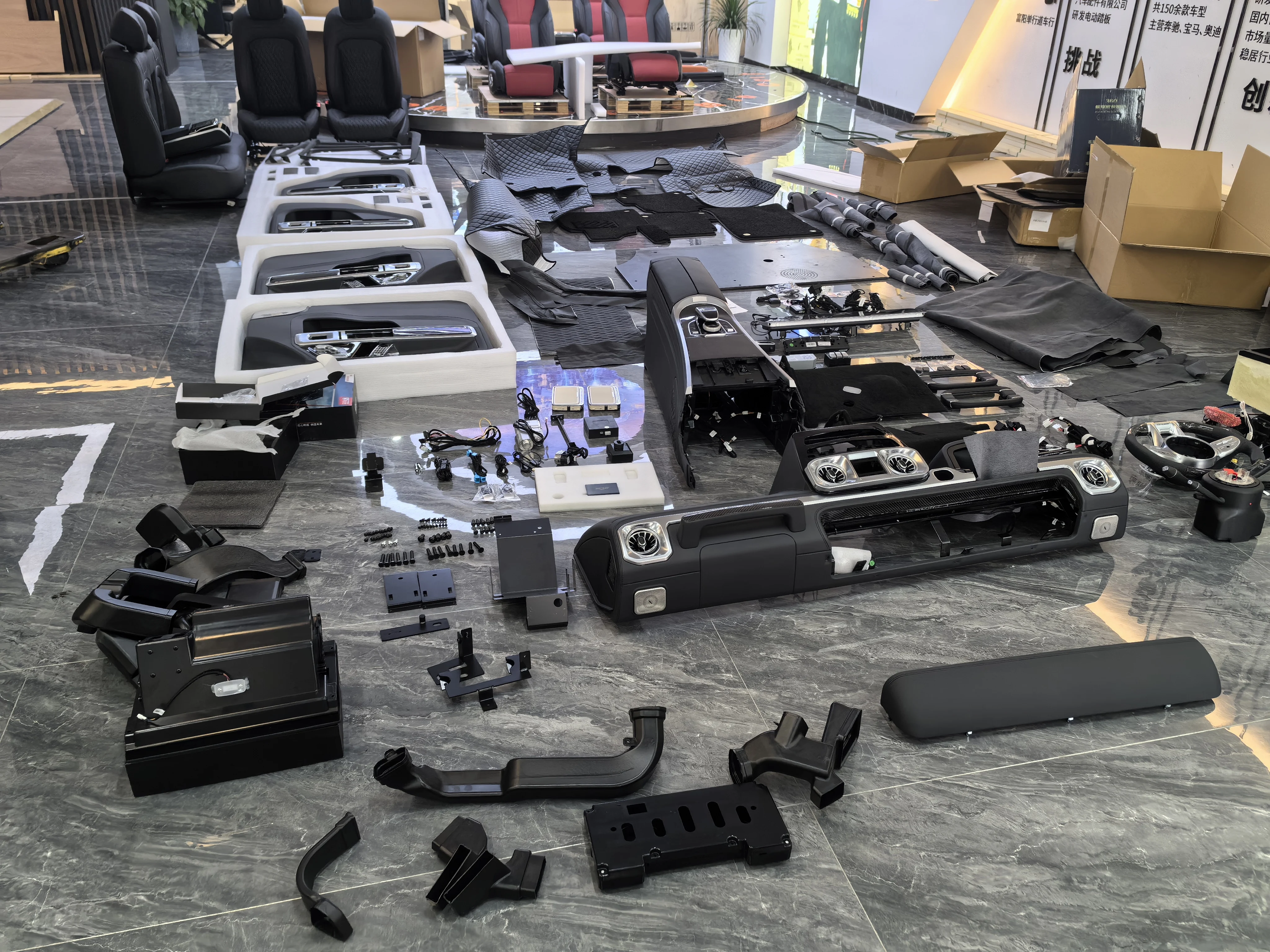 2024 tuning parts  interior G class wagon full screen upgrade modification kit for  g500 g63 w463 W464 GCLASS GWAGON