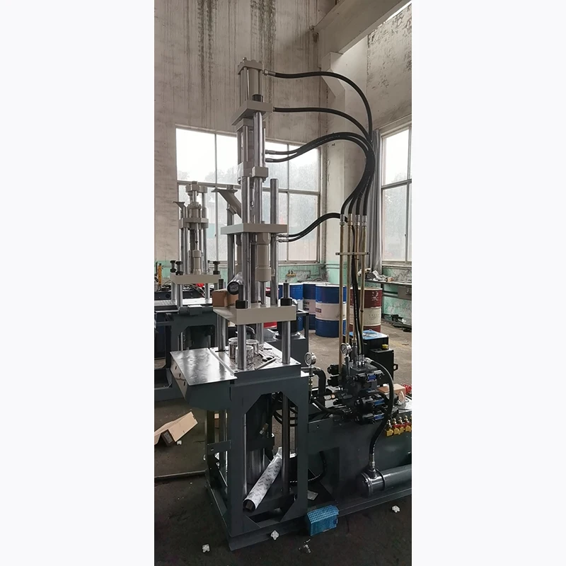 USB data cable connection manufacturing machine Vertical injection molding machine