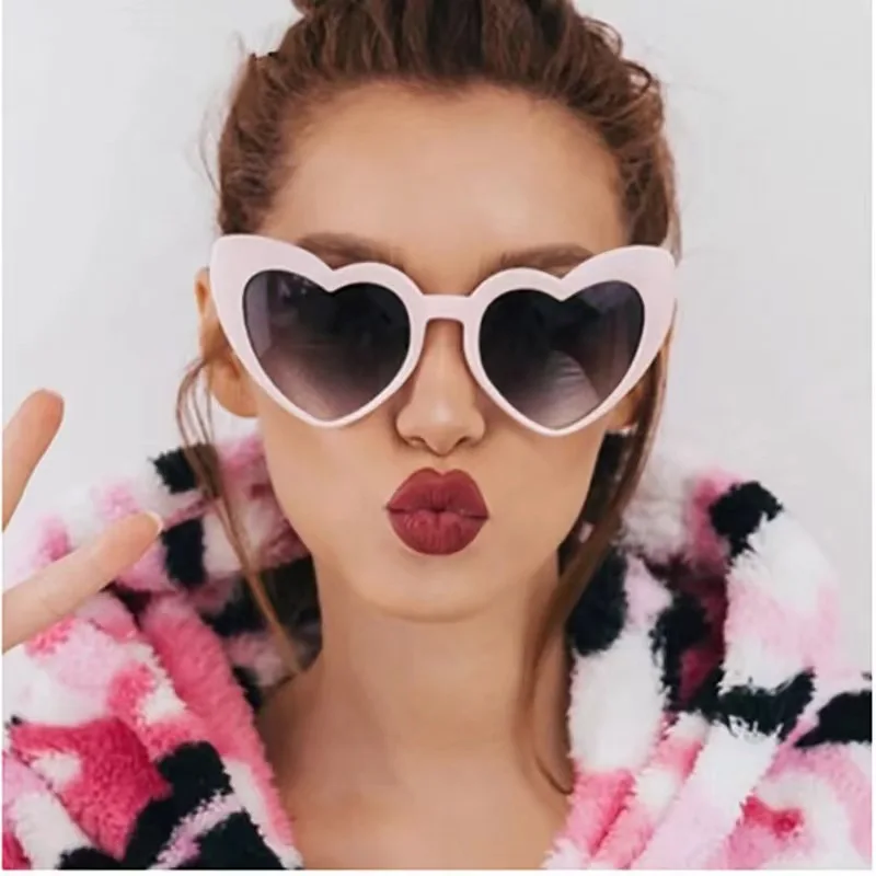 High Quality Fashionable Plastic Frame Sunglasses Cute Love Sun Glasses for Boys and Girls Box Packaging