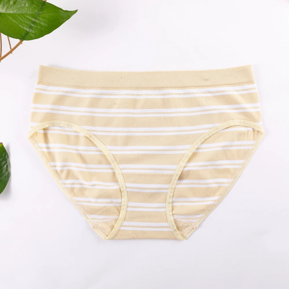Fashionable striped design sporty girl seamless panties  plus size bikini seamless panties suitable for women