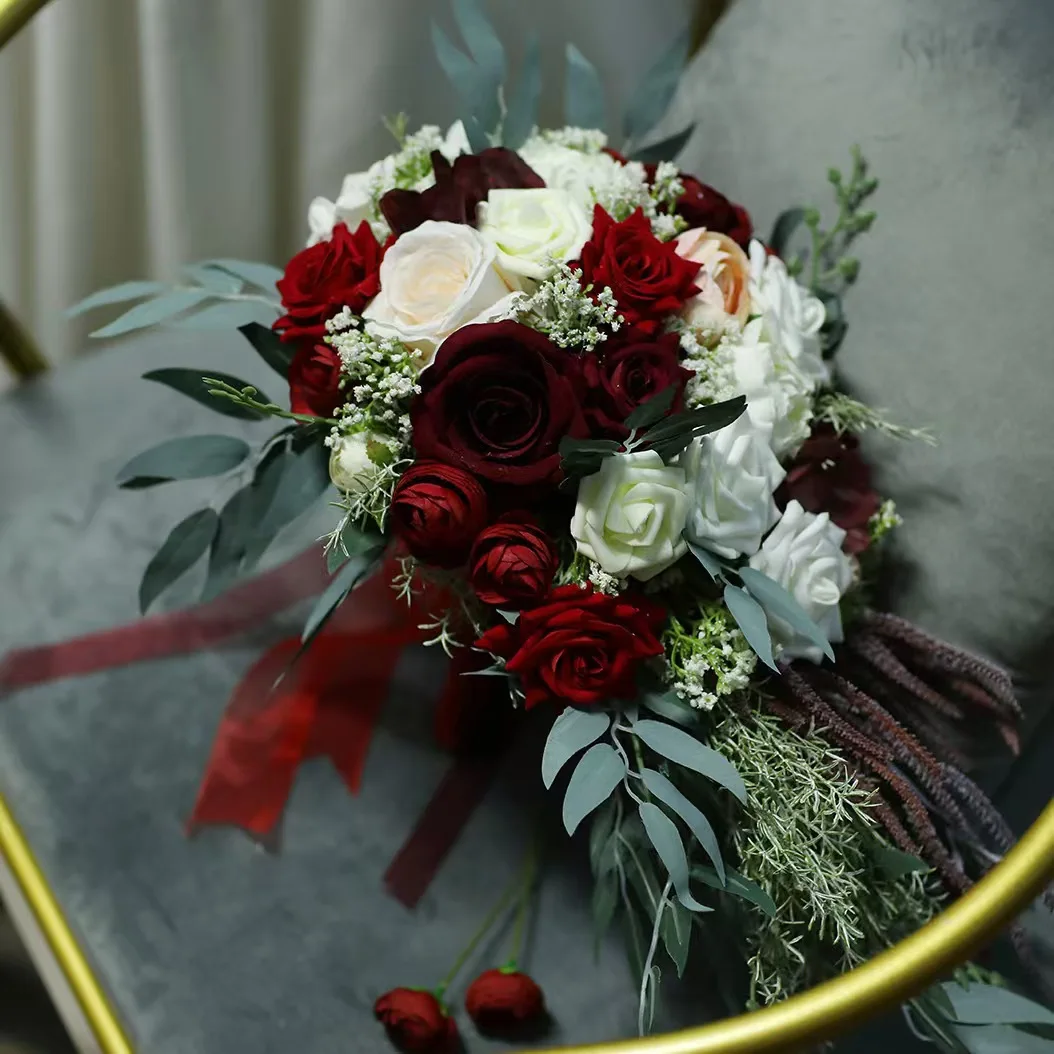 Outdoor Water Drops Holding Wedding Silk Rose Bridesmaid Simulation Artificial Bridal Bouquet Home Party Table DIY Decorations