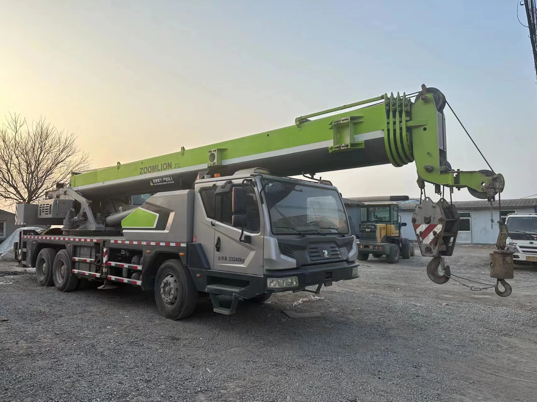 Лидер продаж гидравлический автокран ZOOMLION 50 тонн ZTC500A562 с низким рабочим временем дешевая распродажа