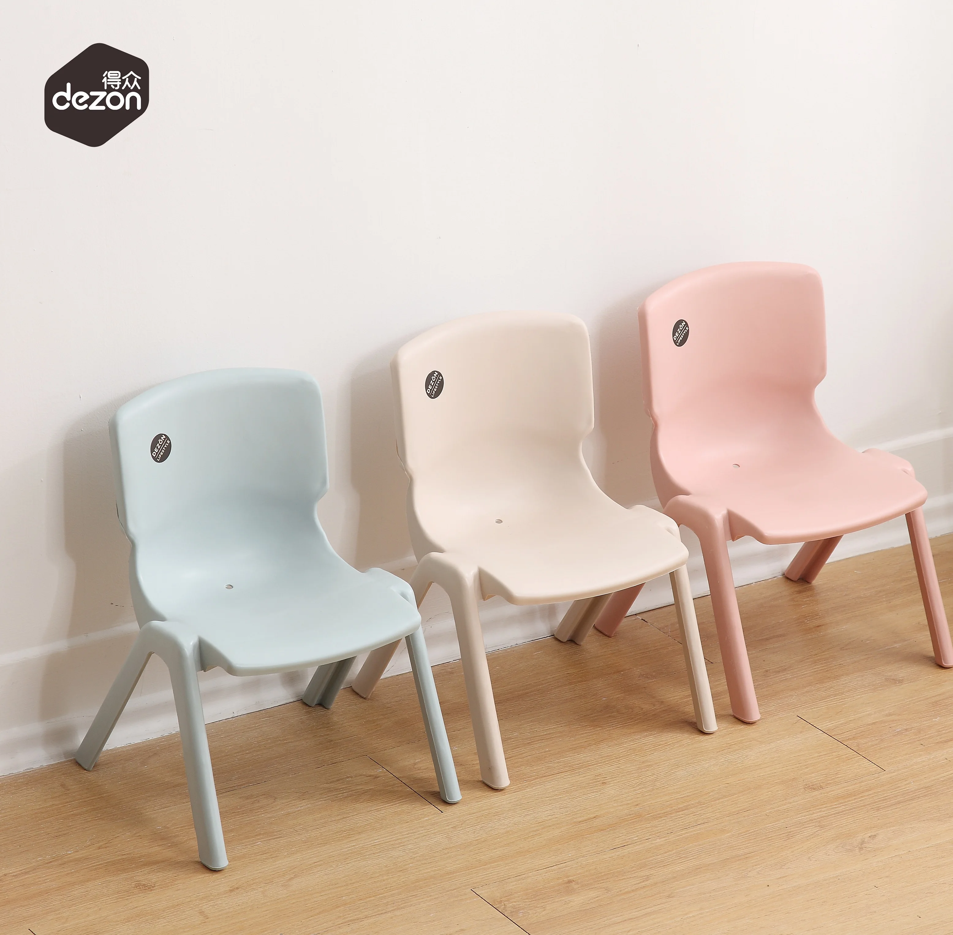 
Amazon Hot Sale Manufacture Wholesale Dining Indoor Plastic Small Stool Baby Chair for Kids 