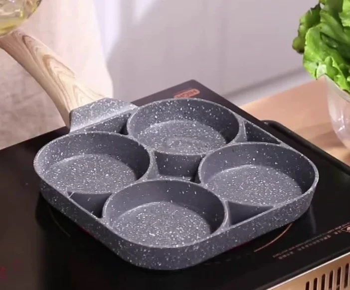 2/4 Hole Frying Pot Pan Thickened Omelet Pan Non-stick Egg Pancake Steak Pan