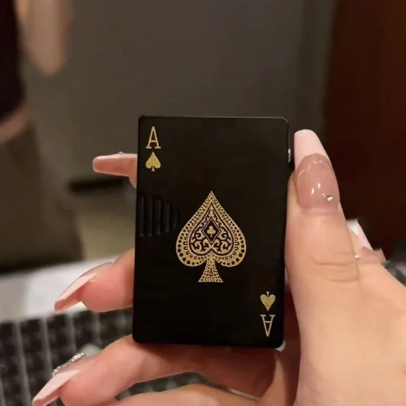 Персонализированная ветрозащитная газовая многоразовая черная Зажигалка для игральных карт Jet Green Flame Зажигалка для игральных карт