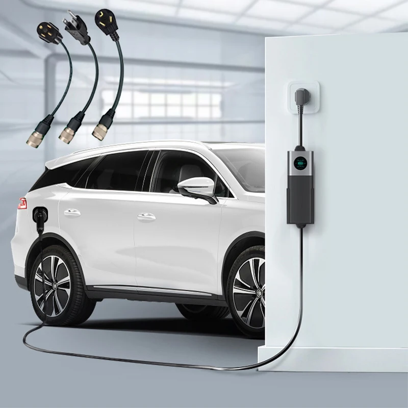 Portable Fast Electric Car AC Charger 3.5 KW 7 KW 22 KW Outdoor Wallbox Charging Station