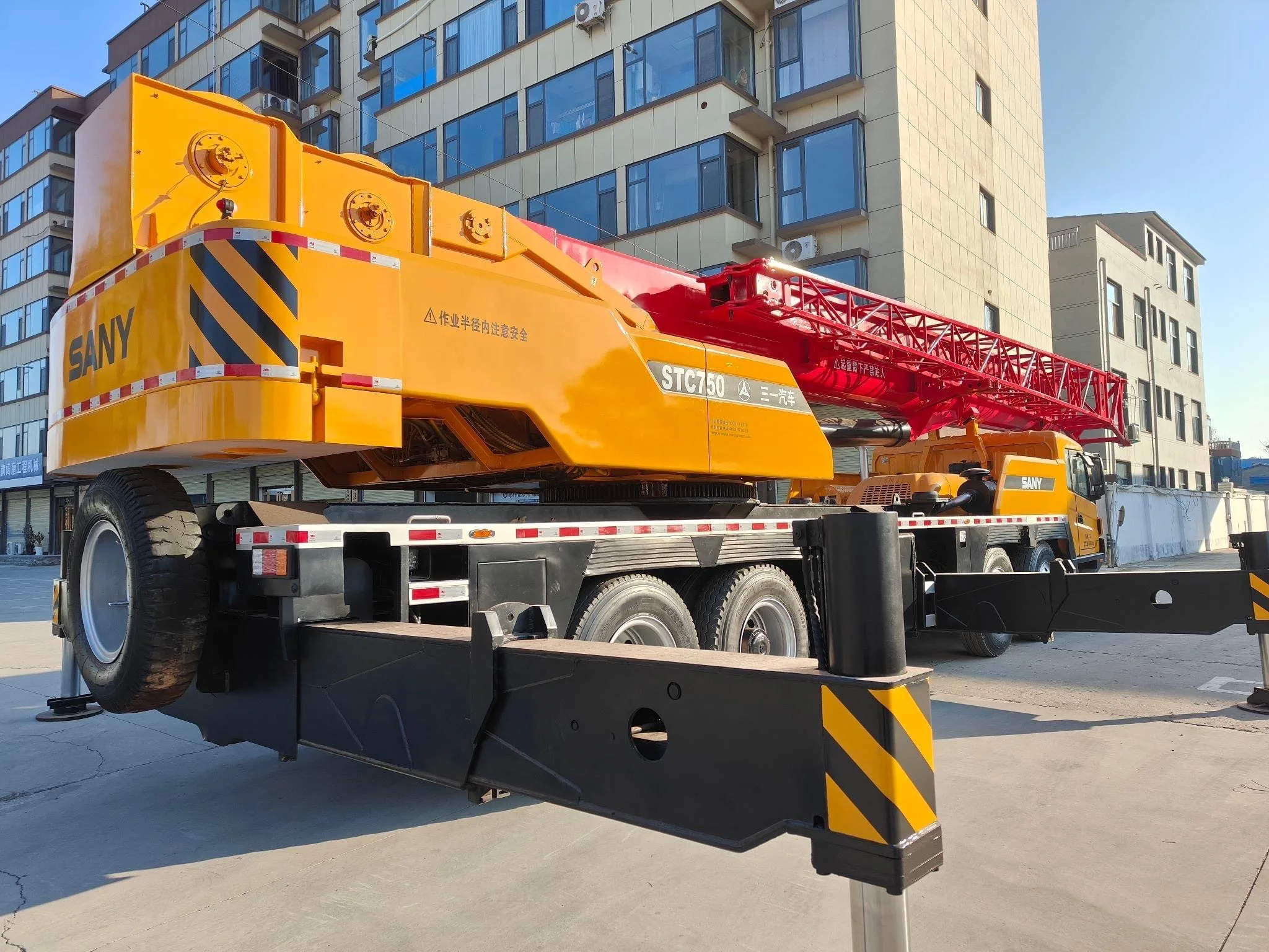 Sany 75 Ton Truck With Crane Lorry-mounted Crane Truck Mounted Cranes Manufacturer