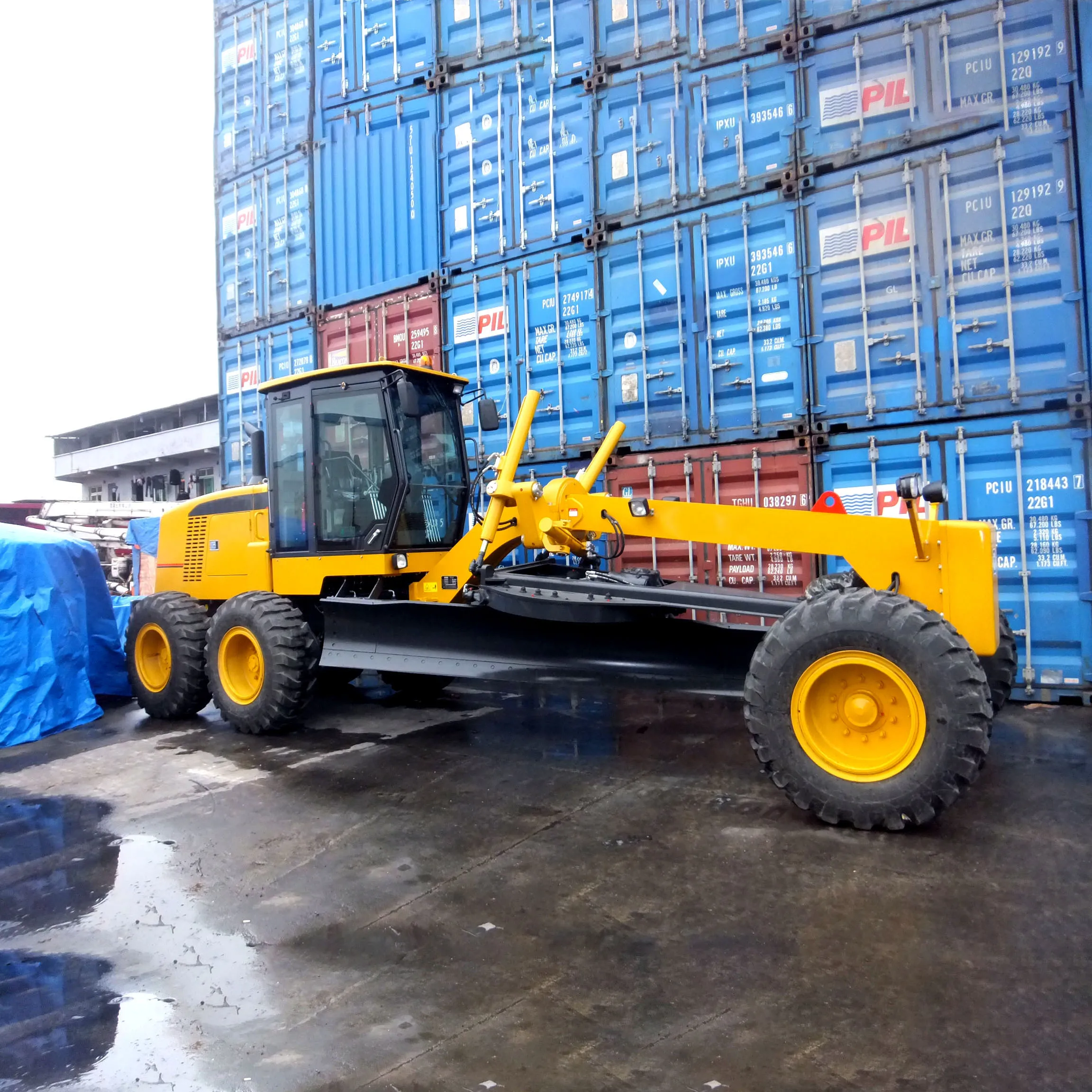 China New Machinery 15 Tons Small Motor Grader 180Hp Gr180 with Front Blade and Rear Ripper