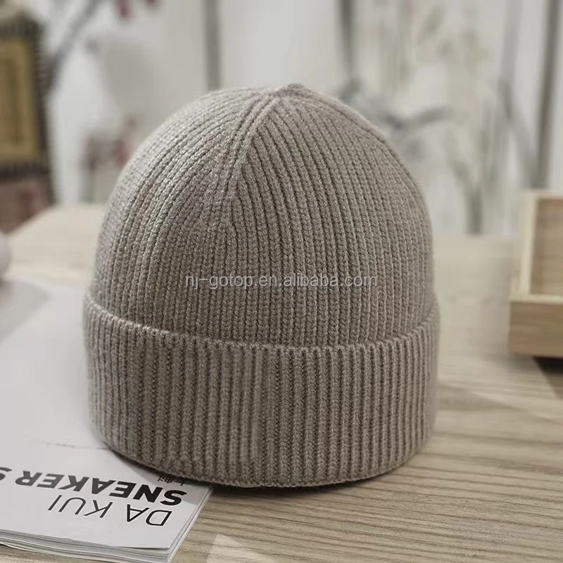 Manufacturer Wholesale Unisex Stylish Acrylic Winter Beanie Hat High Quality Weave Knitted Hat