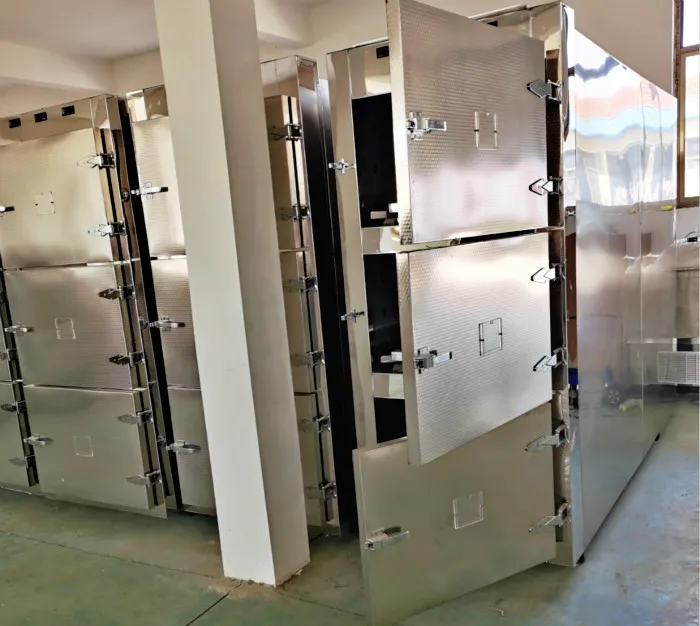3 Corpses Mortuary Freezer Refrigerator