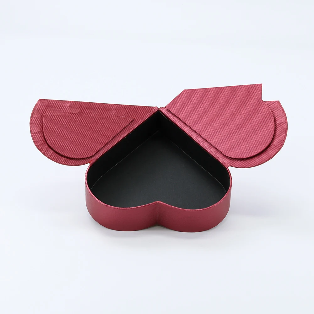 Heart Shaped Paper Box Valentines Red Extra Large Luxury Gift Boxes with Magnetic Closure for Christmas Wedding Gift Chocolate