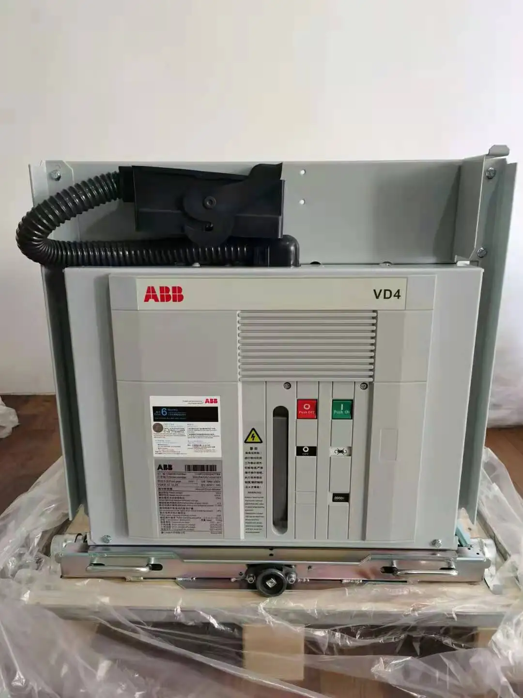 3AH3128-8 SIEMENS вакуумный автоматический выключатель VCB