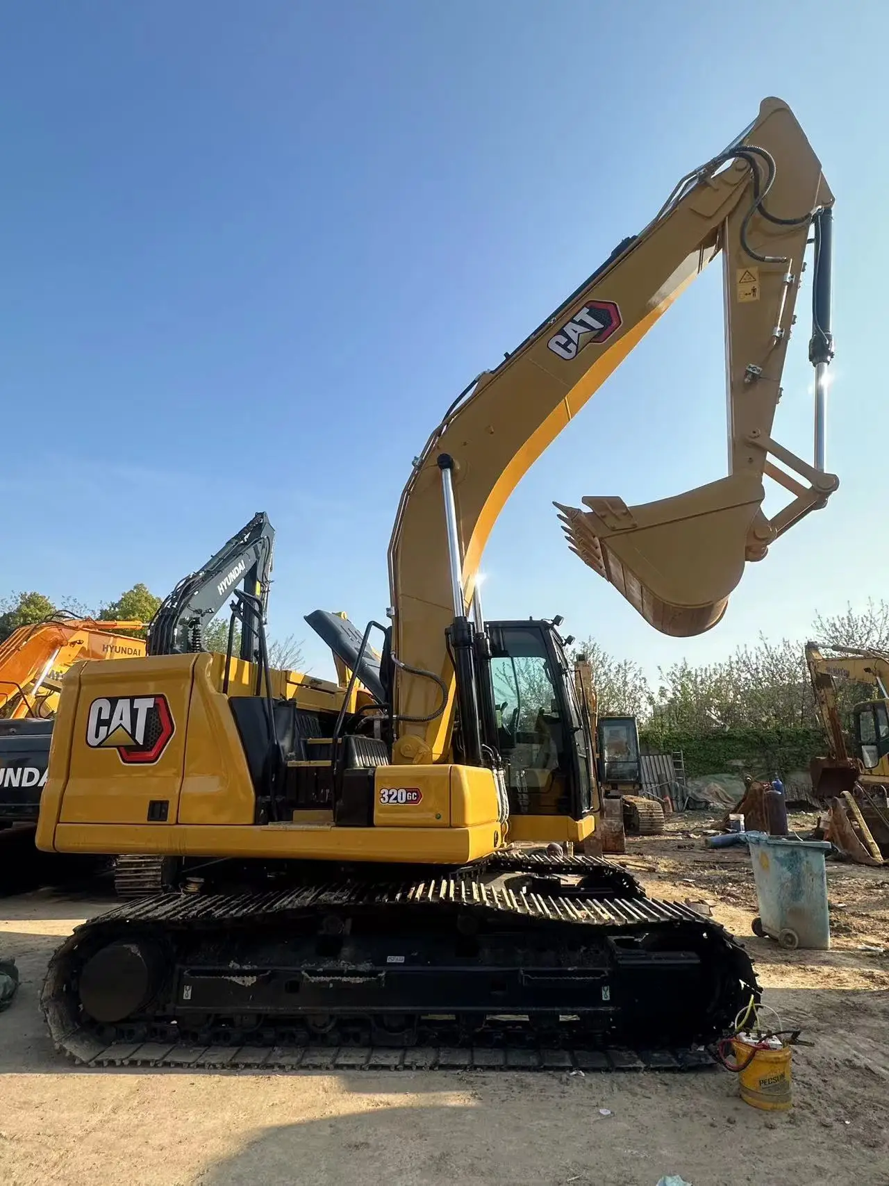 Low price original used CAT 320GC excavator CAT 320GC 320d 320C 320b 320 20 TON caterpillar excavator for sale