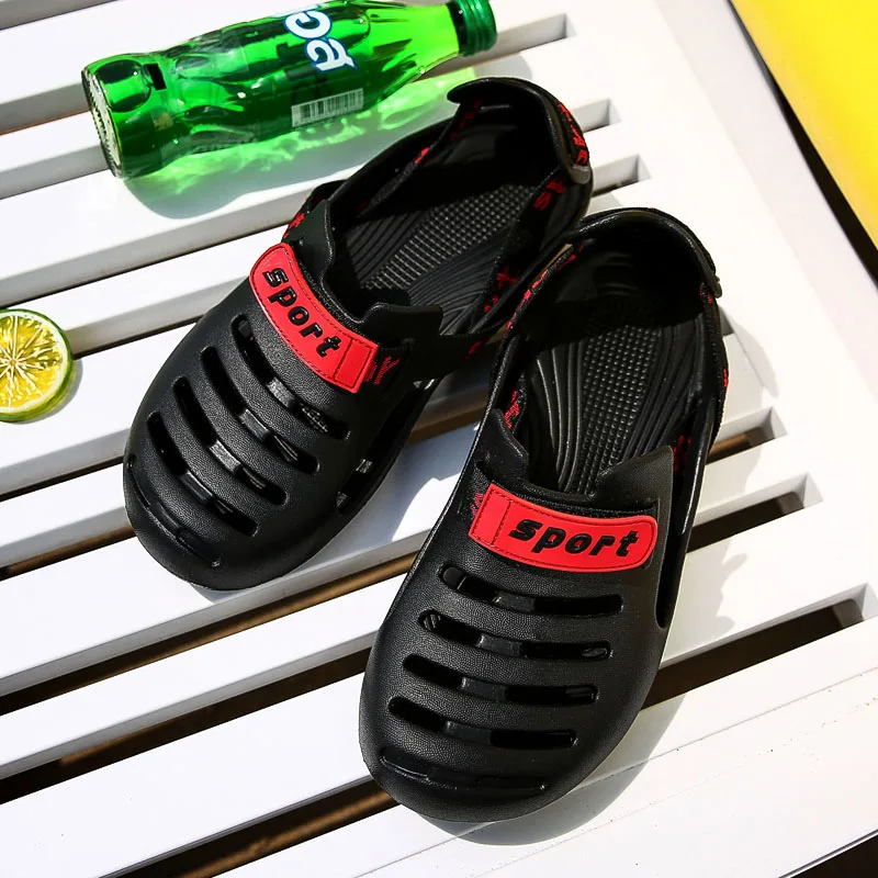 Summer New Men Sandals Outdoor Casual Beach Shoes Water EVA Clogs Man Slippers Garden Shoes Men Comfortable Sandales Hommes