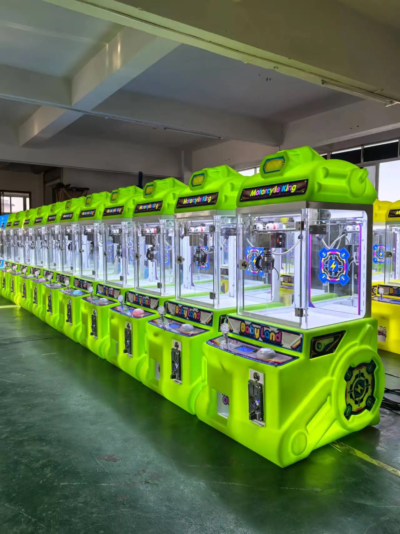 Wholesale Kids Toy Arcade Claw Game Coin Operated Mini Claw Machine for Dollhouse