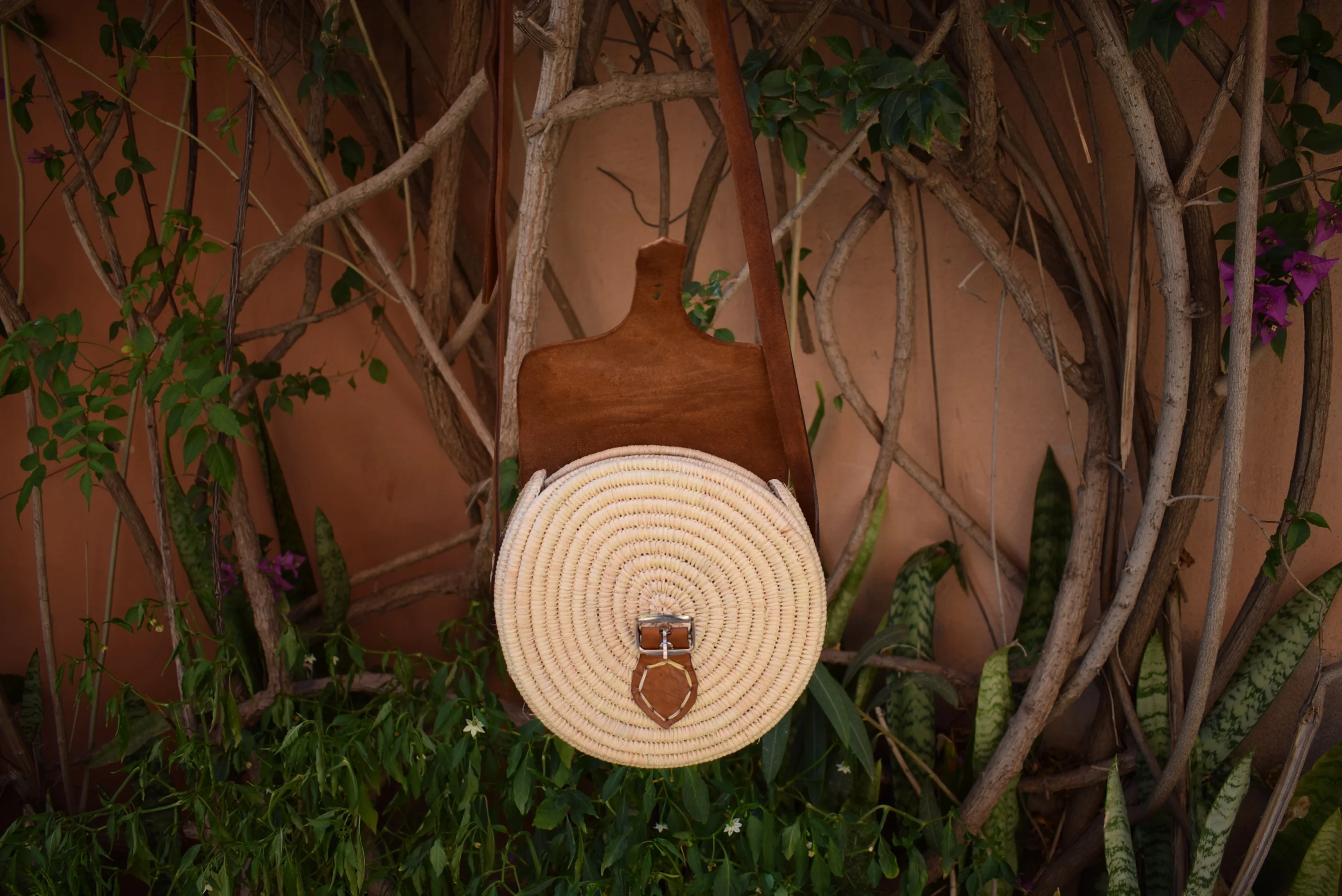 Raffia round bags