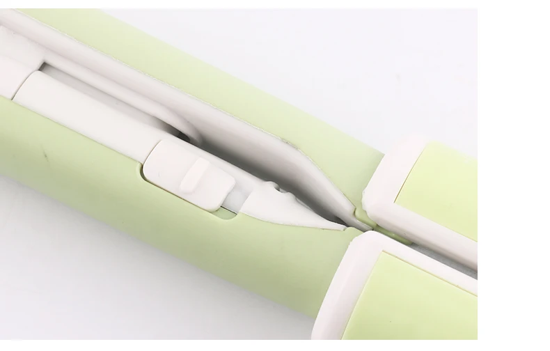 Hot Sale 2-in-1 Ceramic Hair Curler & Straightener Mini Portable Flat Iron Girls Travel-friendly PTC Heater Battery Power Source