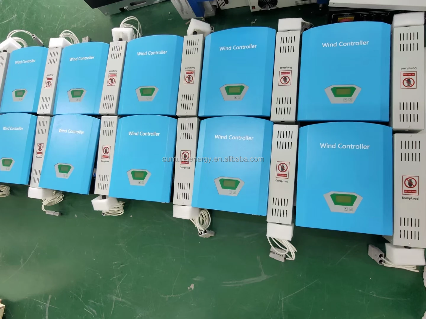 30KW three phase concise and easily operated grid tied wind controller and wind inverter all in one machine with MPPT function