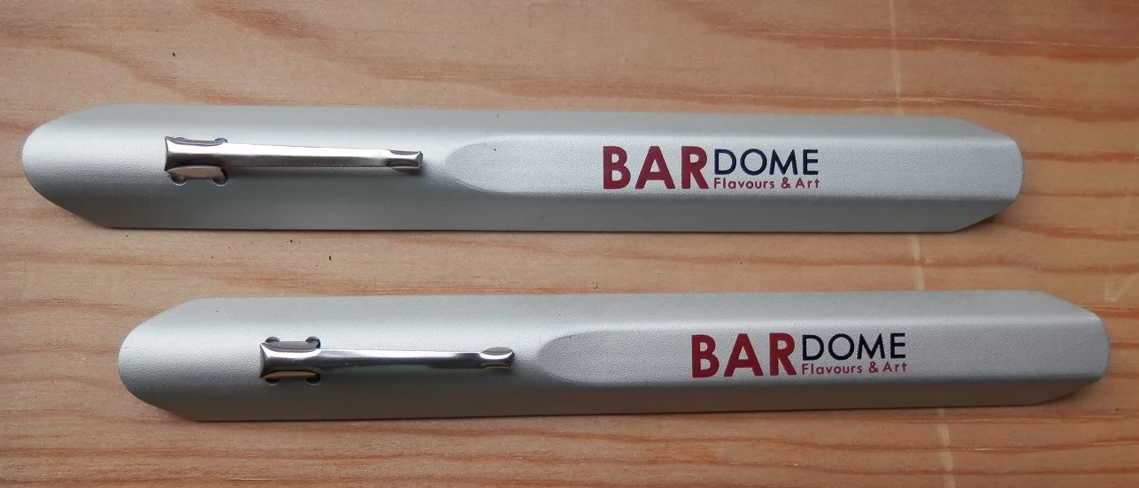 Restaurant Crumb Cleaner High Quality Stainless Steel Crumb Scraper Crumb Tool for Waiters Waitresses and Servers