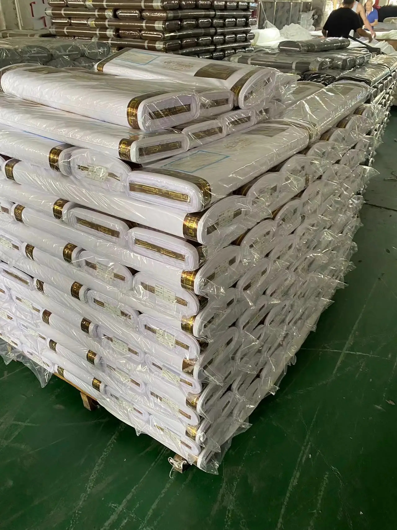 factory bulk produce high quality 80/20 tr bleach fabric t/r suiting fabric 65/35 tr shirting fabric for men women