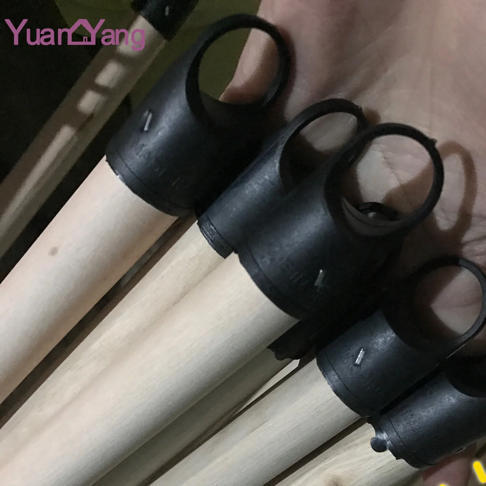 Wholesale Superior Quality Natural Wood Pole Wooden Handle