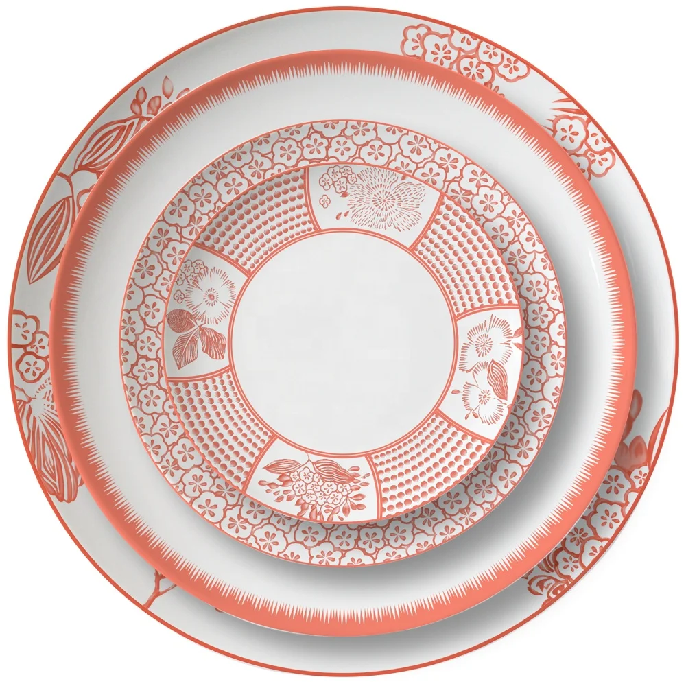 Wholesale 4pcs Fine Bone China Dubai Gold Dinnerware Plates Ceramic Wedding Dinner Dishes Set