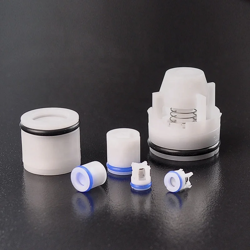 Factory Wholesale Plastic plug check spool, pipe backflow prevention spool, maintain the best flow direction