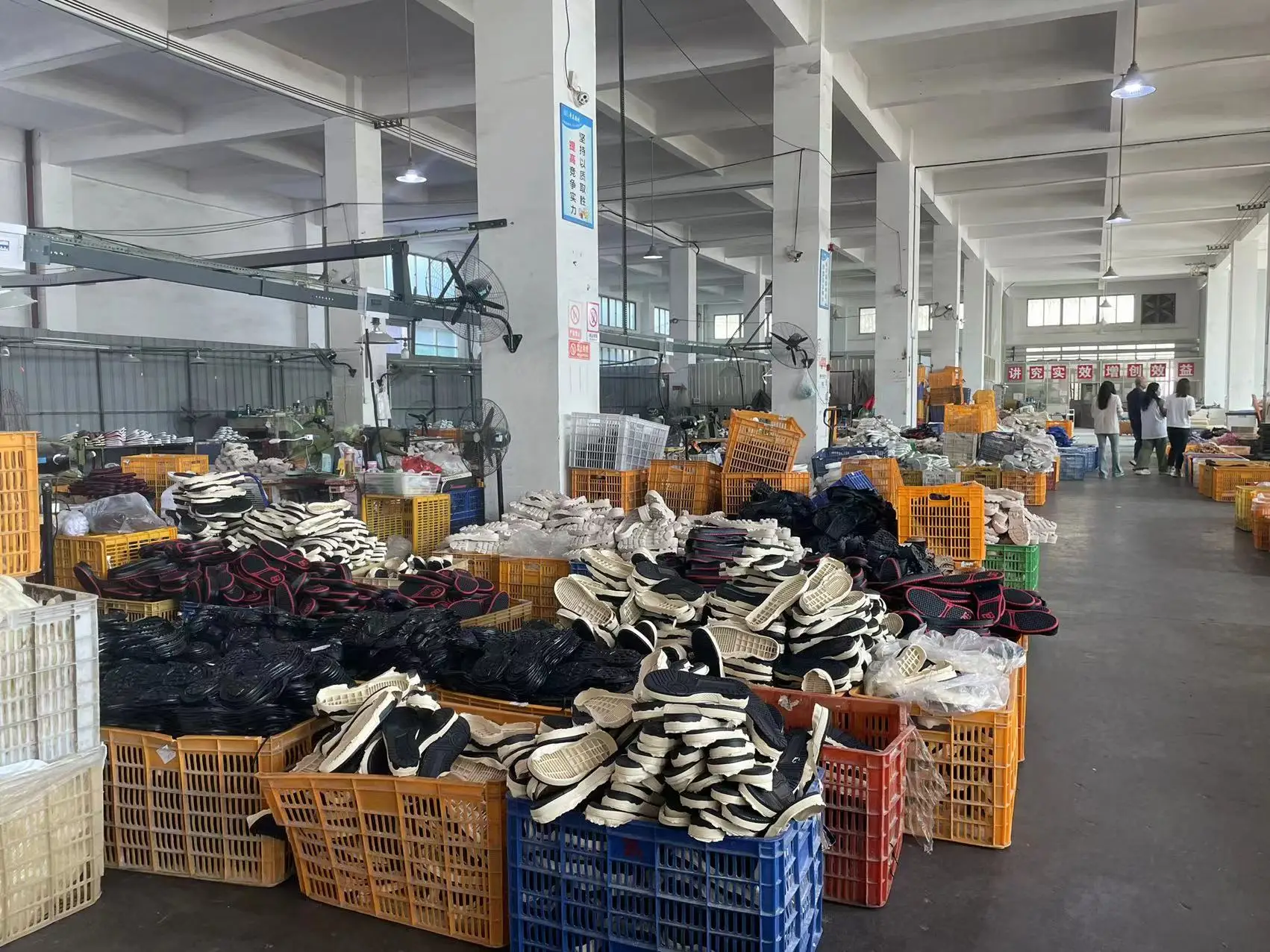 2024 high quality men EVA running footwear soles Phylon outsoles for women sports shoes