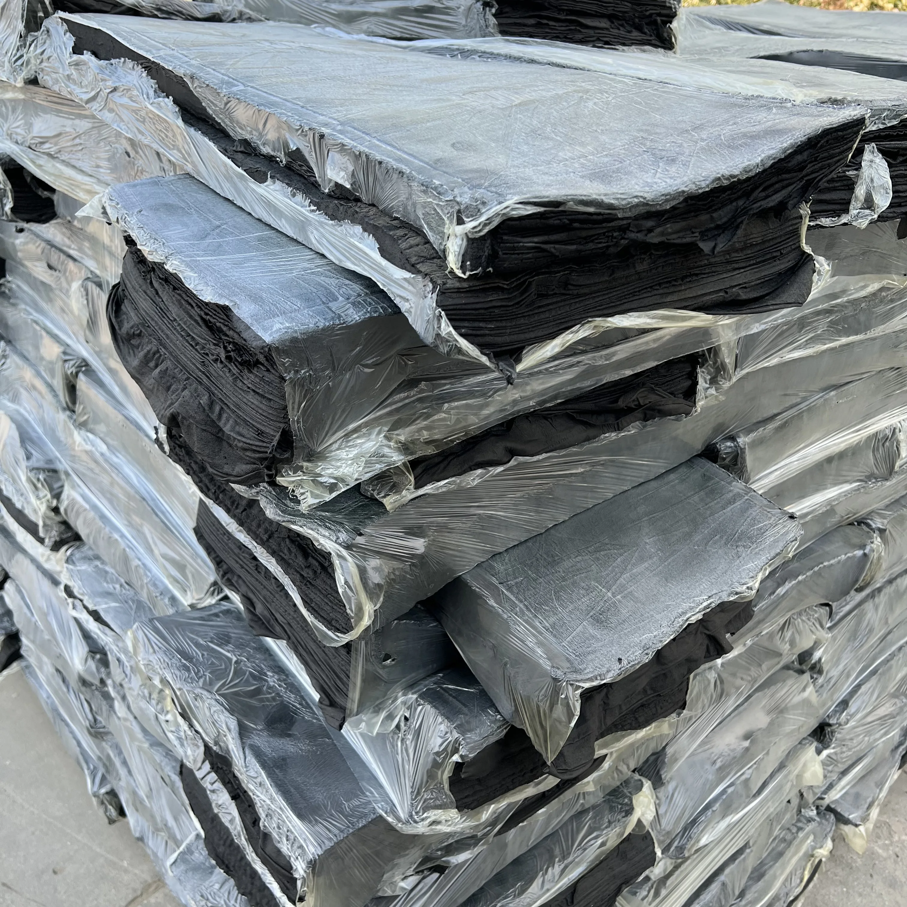 High Tensile  Odorless 14 MPA Recycled Rubber Granules Cheap Prices