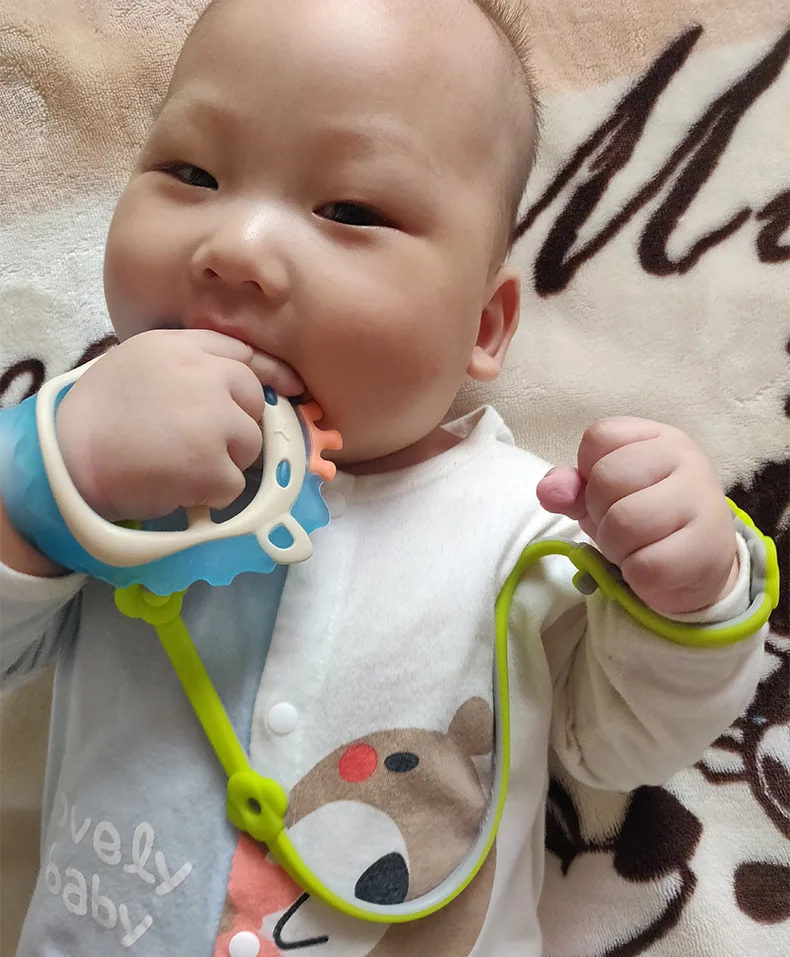 Professional safety Baby Toy Secure Straps Baby Leather Chain Toddler Bottle Toy Harness Straps Silicone Pacifier Clips