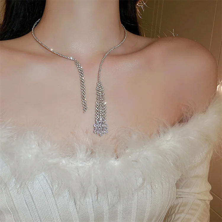 Wheat Ear Luxury Zircon Diamond Inlay Pendant Clavicle Neck Chain Long Necklace Jewelry