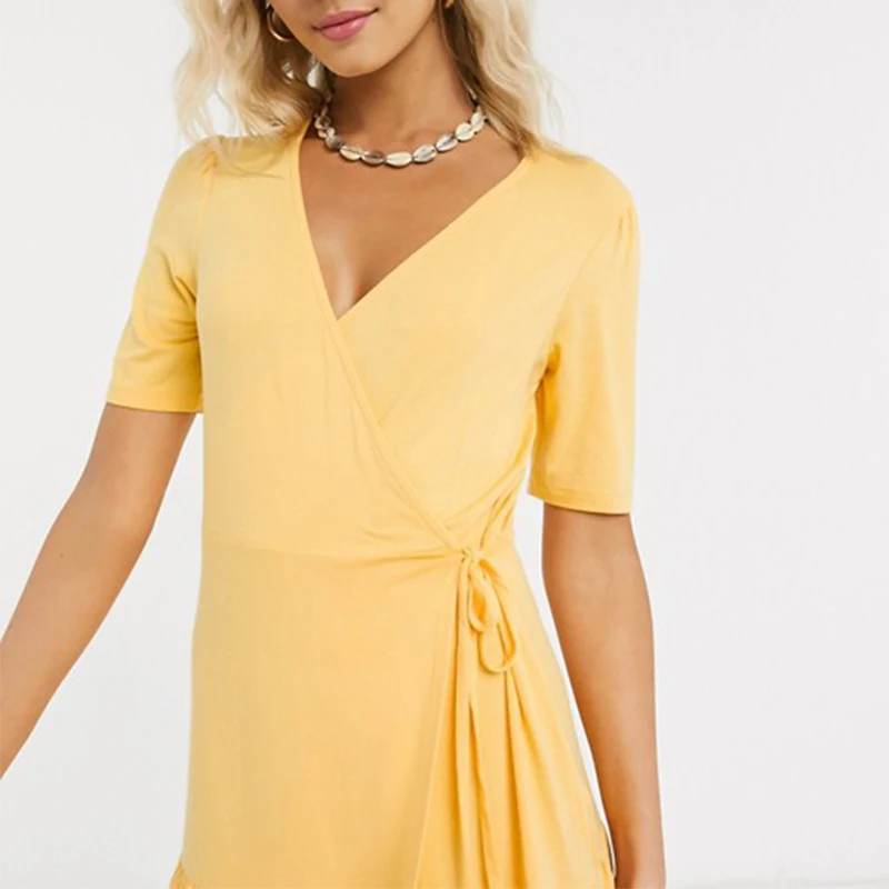 
2020 newest ladies clothing casual yellow color v-neck dress 