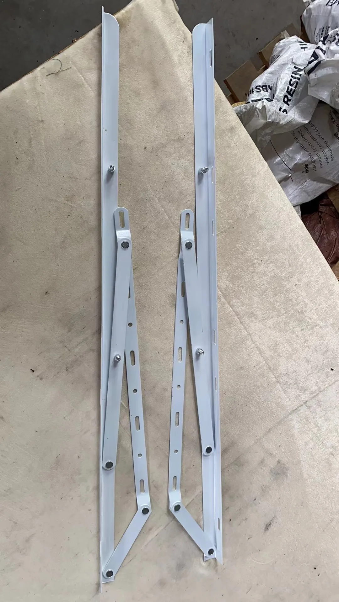 Low Price China Other Furniture Hardware Plastic Minifix