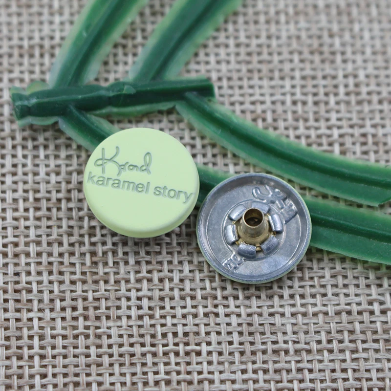 Factory wholesale fashion 15mm new design metal decorative color spring snap button,four parts snap button for clothing