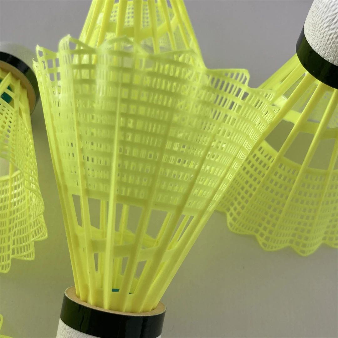 Cheap Customized Nylon Shuttle EVA Cock Sports High Speed Shuttle Cock Stability And Durability Practice Badminton