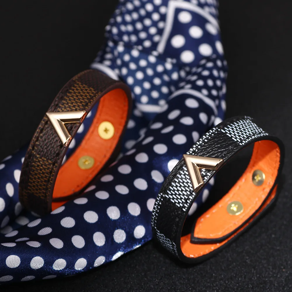 High Quality Luxury Branded Brown Golden V Bangle Bracelet Pu Leather Essential V Monogram Bracelet V Slim Bracelet