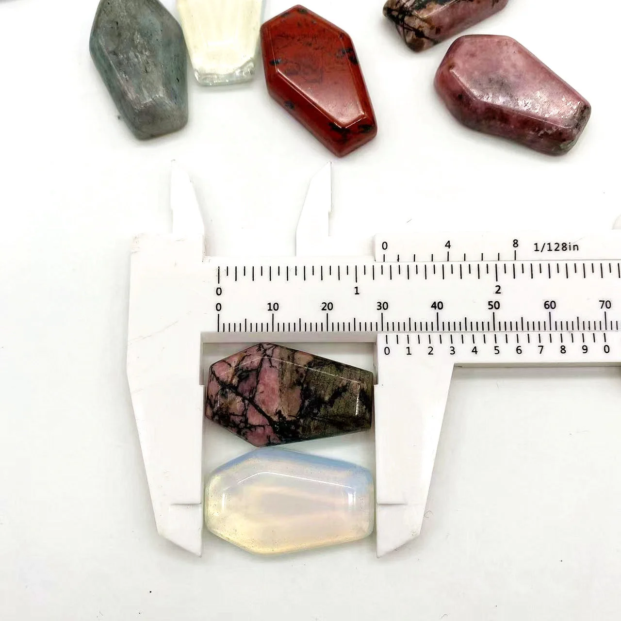 Wholesale Natural Reiki Healing Clear Quartz Crystal Coffin Plate for Meditation Creative Crystal Crafts