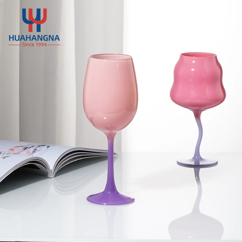 HUAHANG 450ml Hand Blown Unique Design Custom Goblet Crystal Colored Wine Glasses For Wedding Party