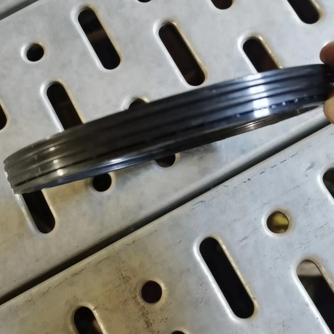 OEM 400359Z00A rear wheel inner oil seal for nissan ud truck