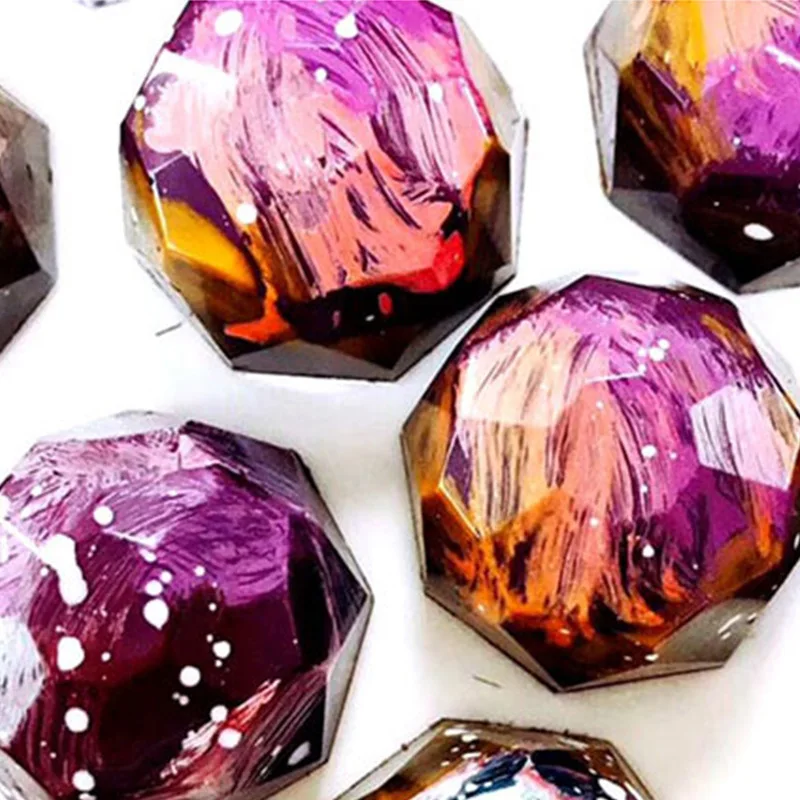 Diamond Shaped Tray 21 Grids Polycarbonate Chocolate Mold Candy Making Molds for Mousse, Jelly, Pralines, Truffles