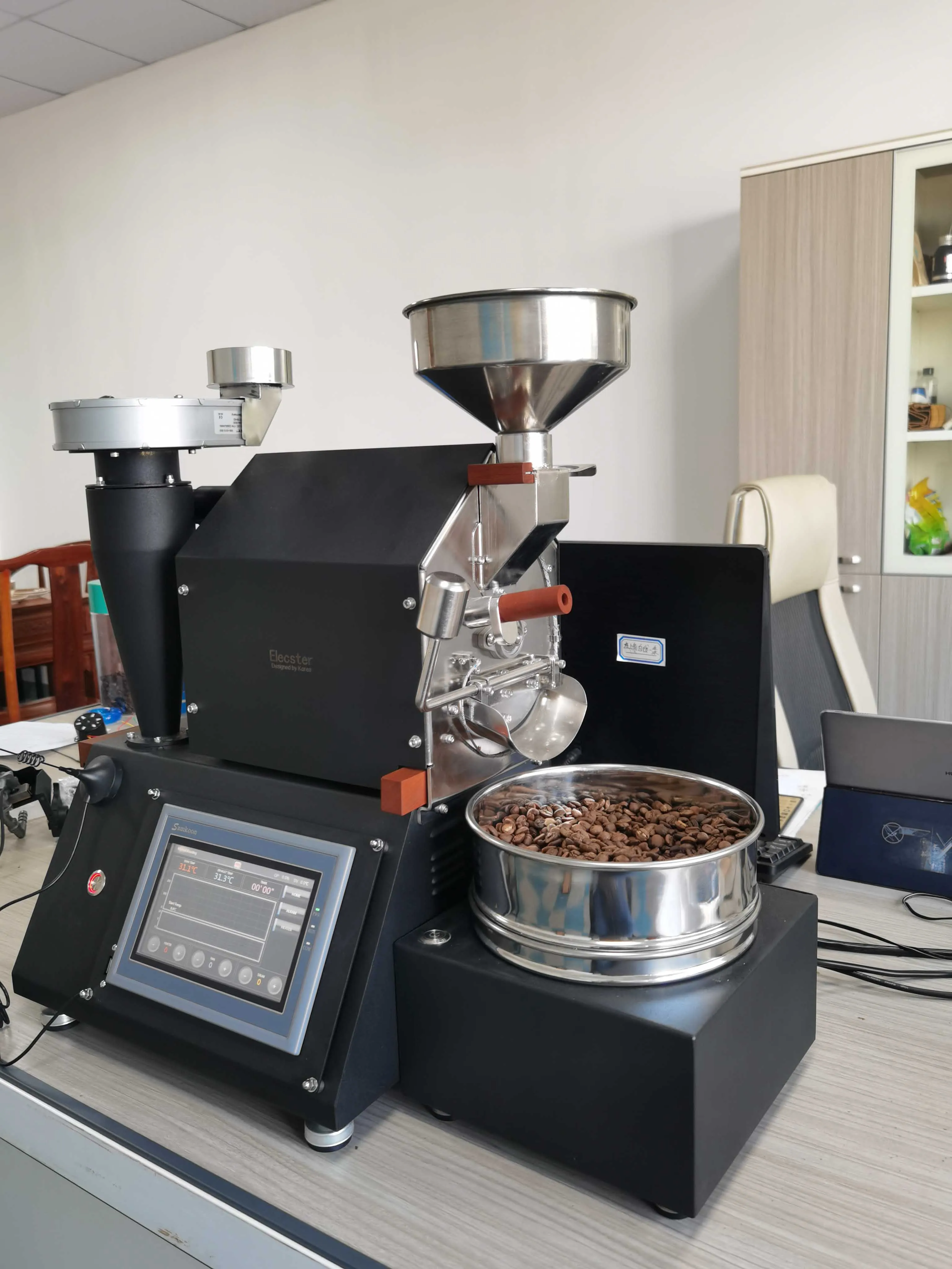 Intelligent Coffee Roasting Machine Full Electrical Hot Air Sample Commercial Coffee Roaster Machine 500g with Grinder Milling