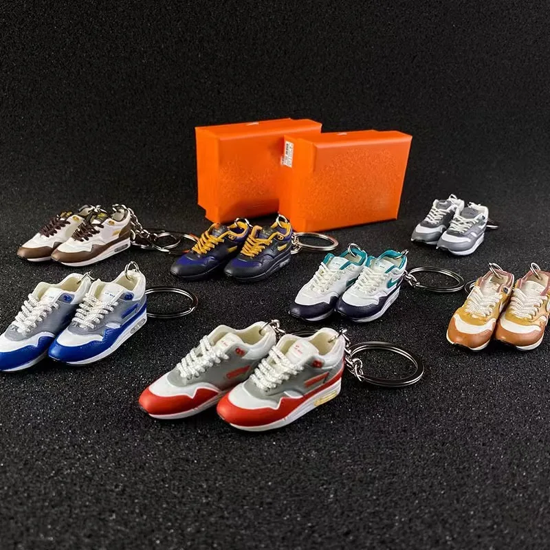 Custom pvc designer small basketball wholesale sneaker 3d shoe keychain with mini box