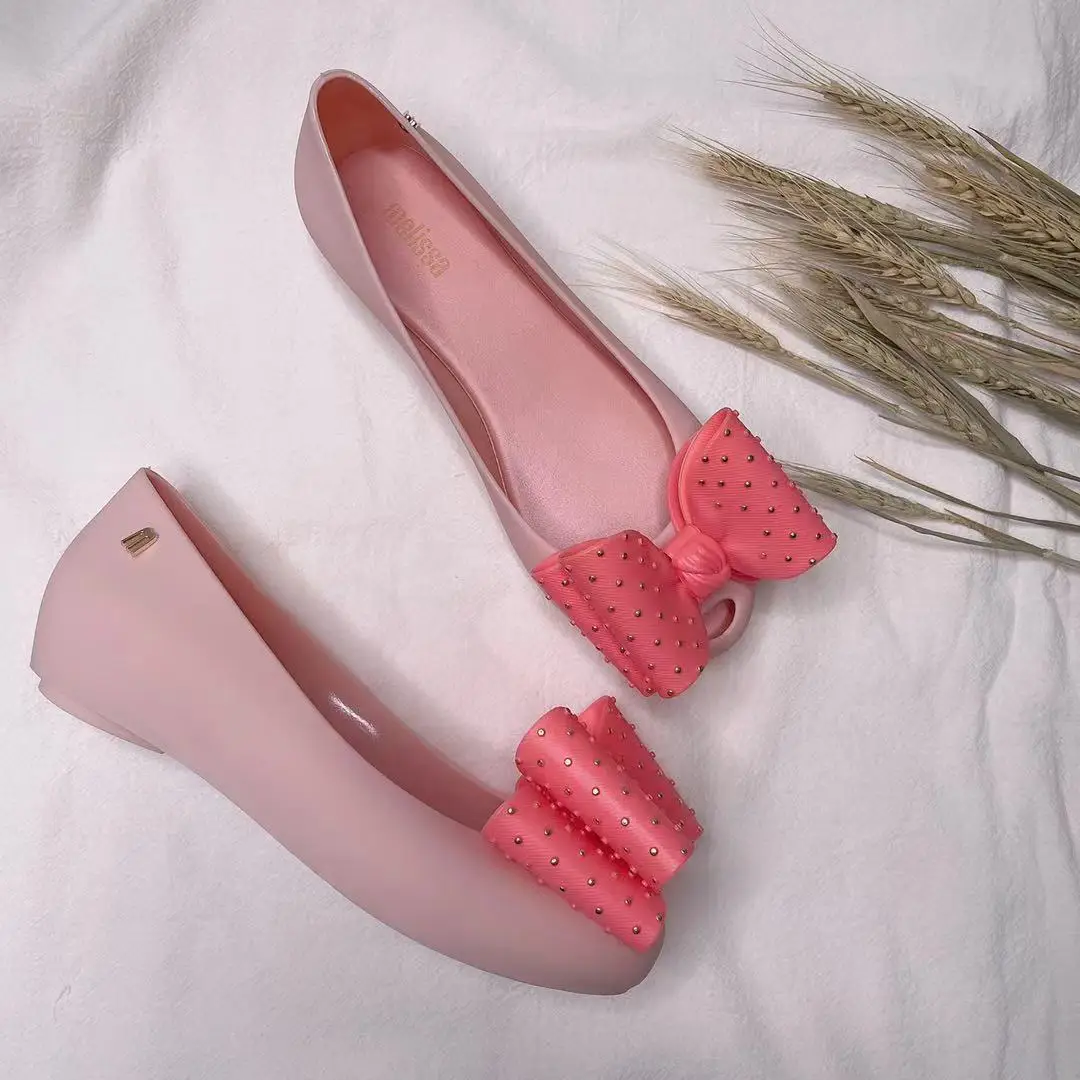 Сандалии-желе женские на плоской подошве, с бантом и кристаллами