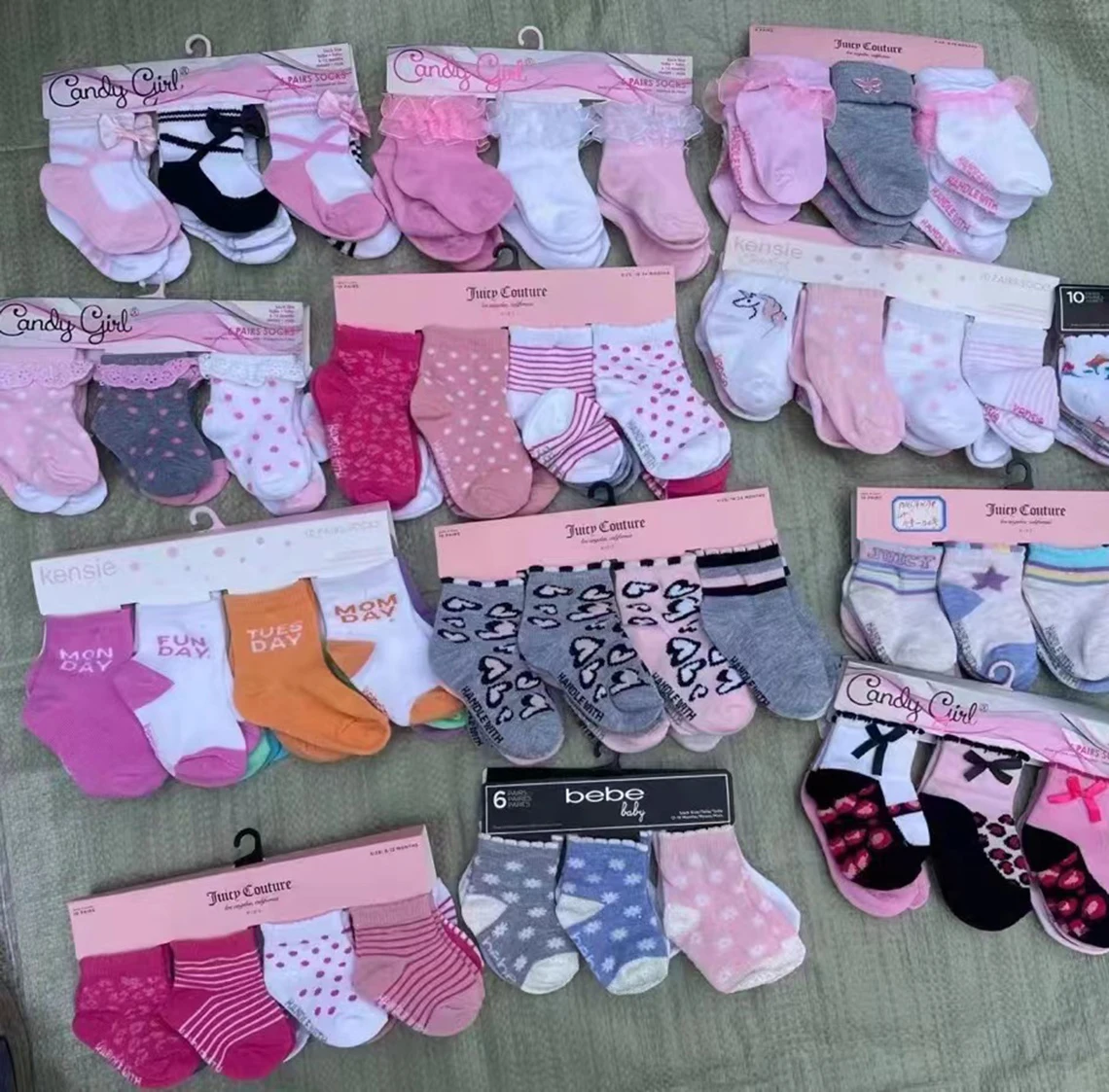 Wholesale Apparel stock Overruns branded Baby wear socks for babies booties anti slip baby socks