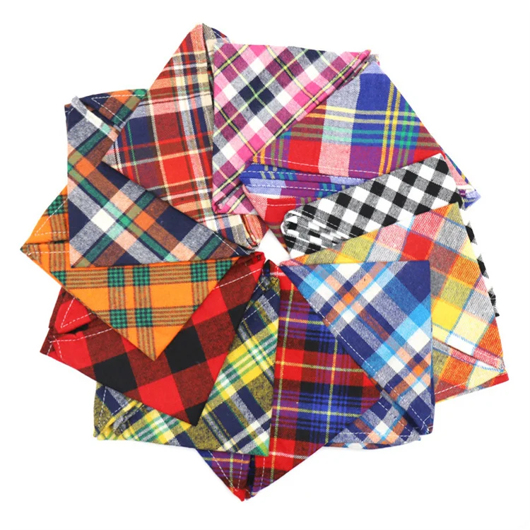 Wholesale low price personalized triangle plaid adjustable tartan dog pet bandana
