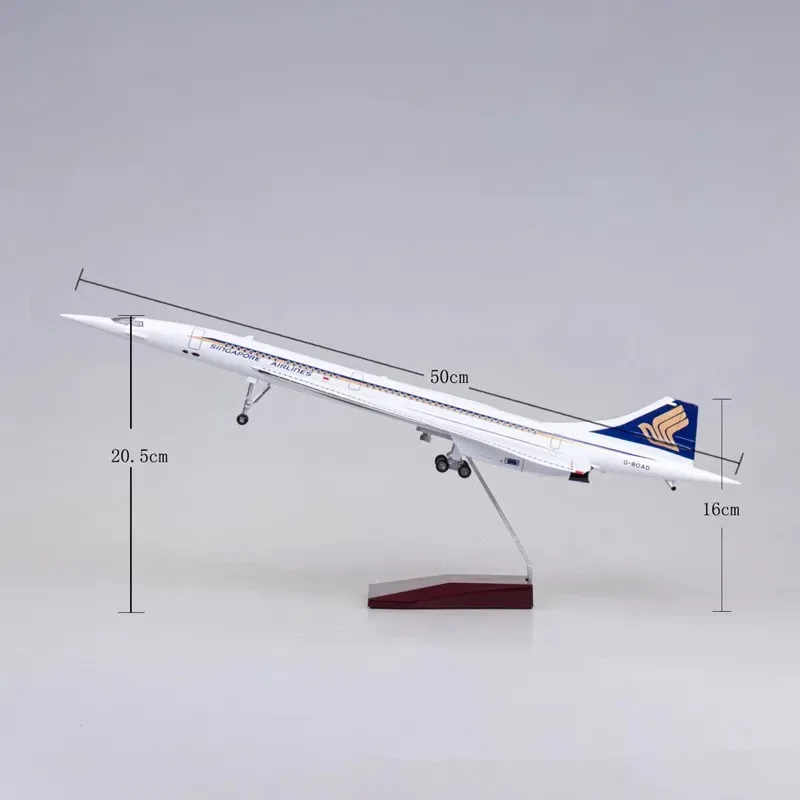Модель самолета 1/124 масштаба 50 см Singapore Airlines Concorde со светодиодными и посадочными шестеренками